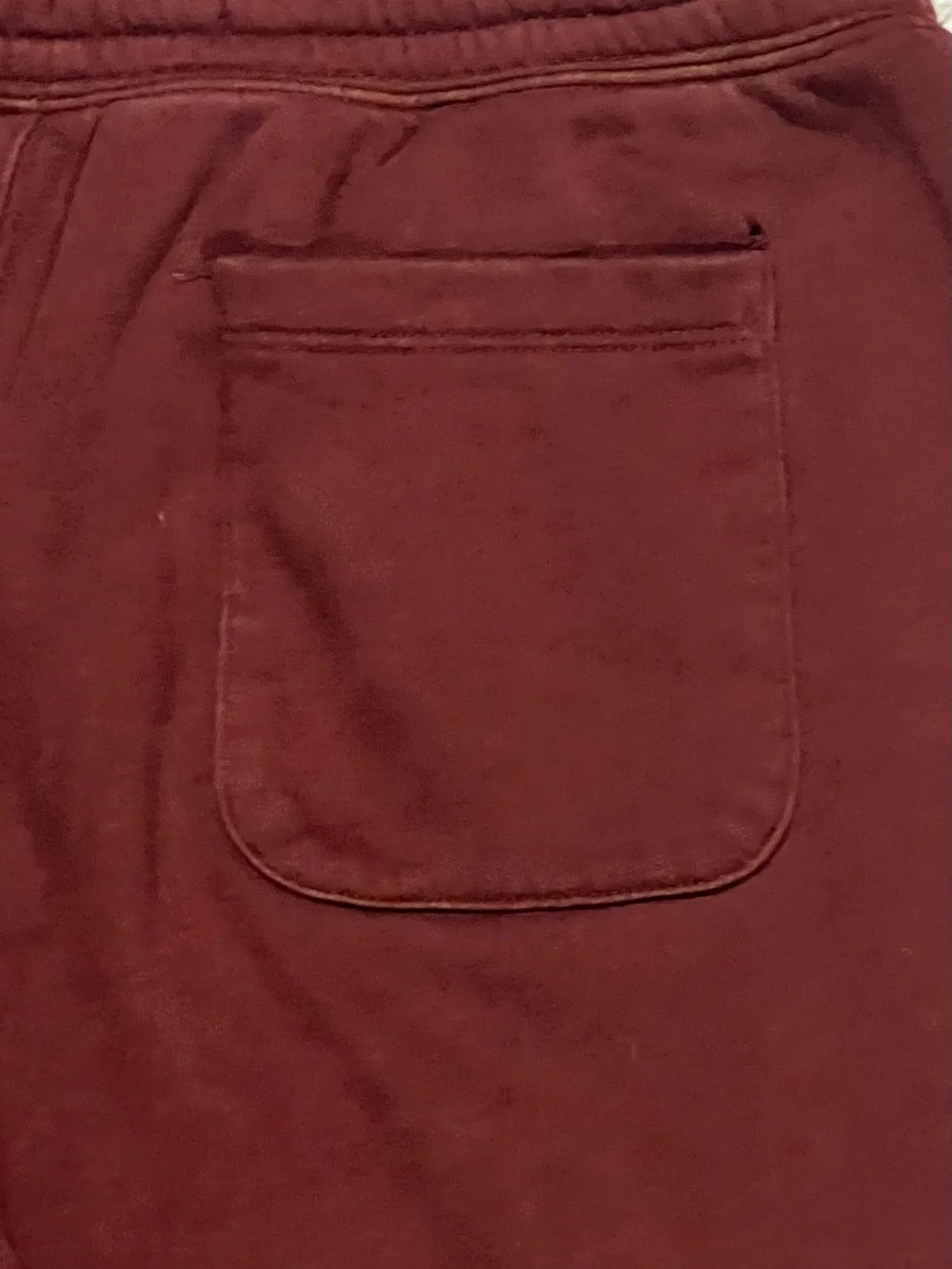Old Navy Men’s Burgundy Sweatpants Size Large